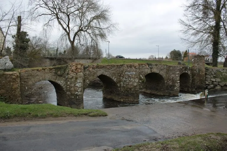 Mouzillon (44330)